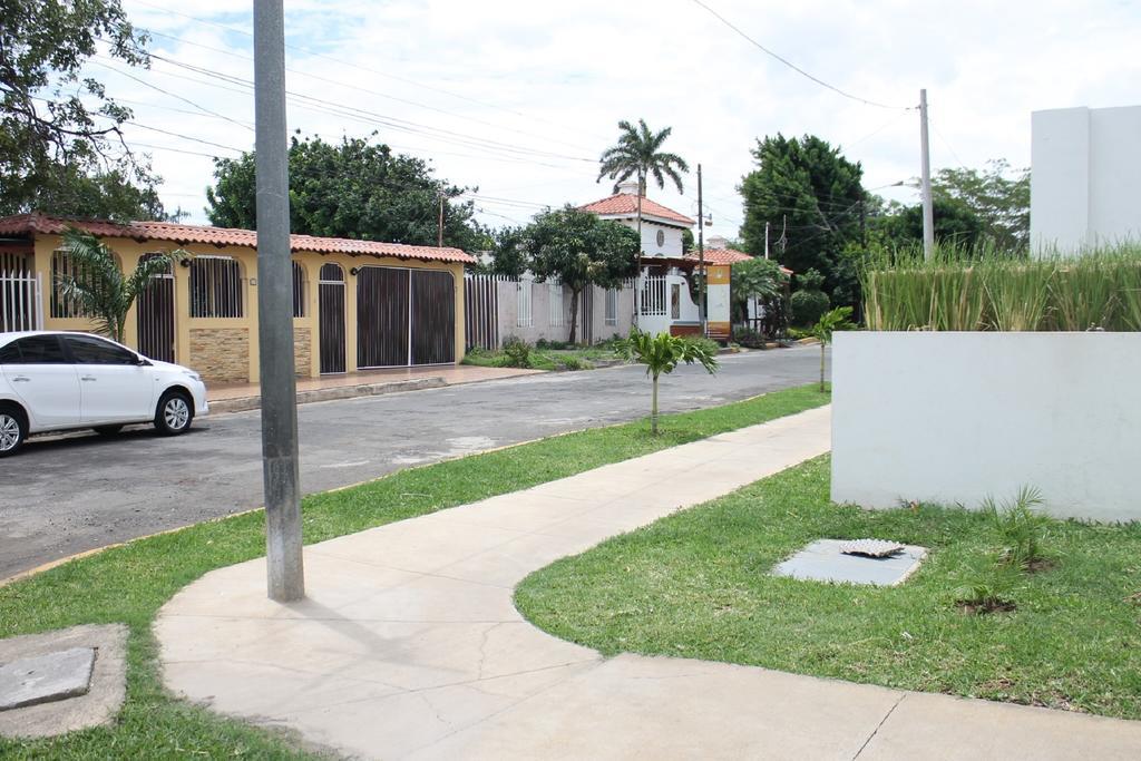 Hotel Aloha Managua Zewnętrze zdjęcie